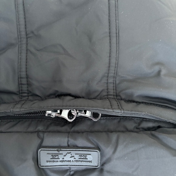 Pajar winter jacket size 6 - Picture 5 of 9